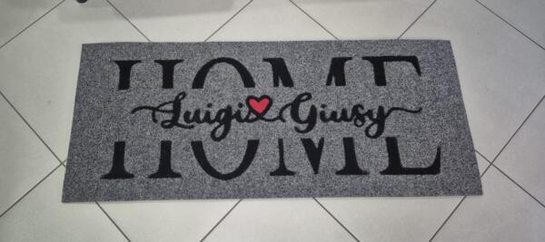 Zerbini Personalizzati Foggia – Produzione e distribuzione Zerbini 006 https://www.google.com/maps/place/Red+Carpet+Zerbini+Personalizzati/@40.9095553,14.17285,17z/data=!4m8!3m7!1s0x133b0790e62438c1:0xeffff07408269adb!8m2!3d40.9095513!4d14.1754303!9m1!1b1!16s%2Fg%2F11cn3t7f2v?entry=ttu&g_ep=EgoyMDI1MTIwNy4wIKXMDSoKLDEwMDc5MjA3M0gBUAM%3D